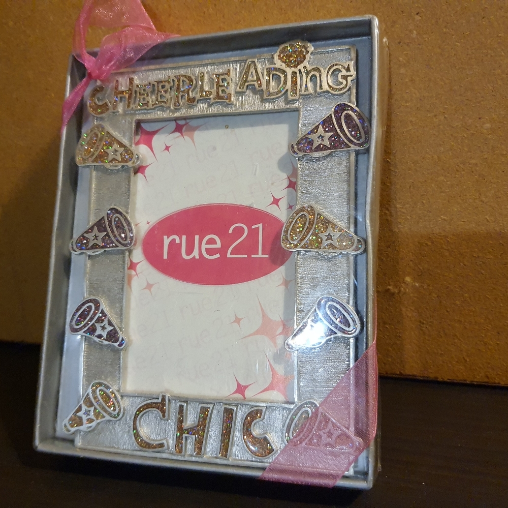 NIB rue 21 Cheerleader Chic Glittered 3x4 Silver Picture Frame